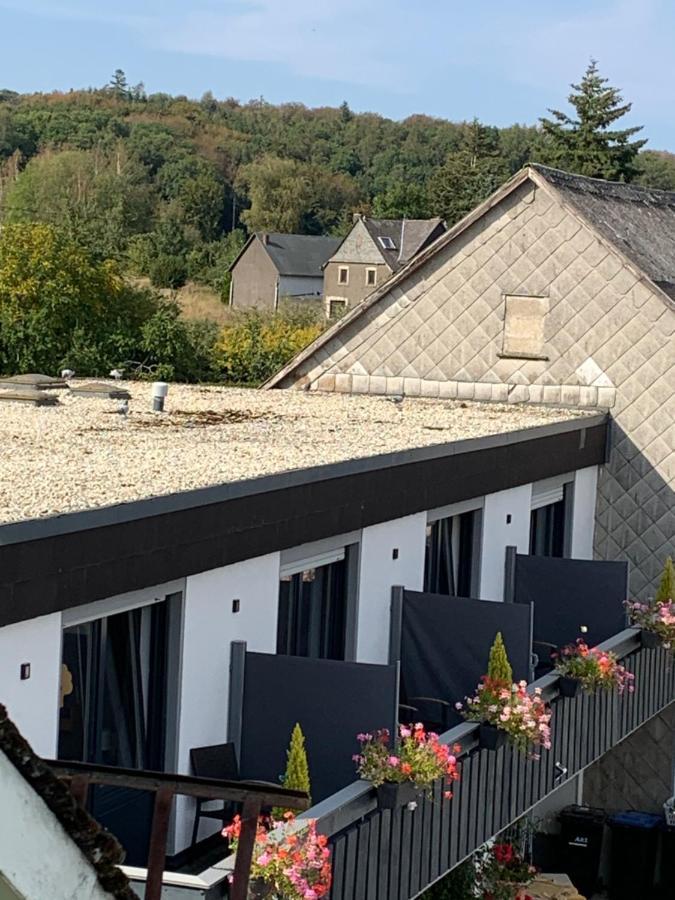 Vina Am Ring Bed and Breakfast Mannebach  Buitenkant foto